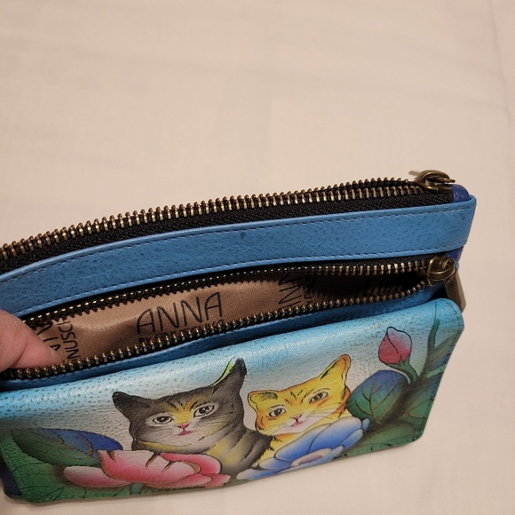Anuschka Blue and Green Leather Hand Painted  Cat Design Wristlet - Picture 7 of 9